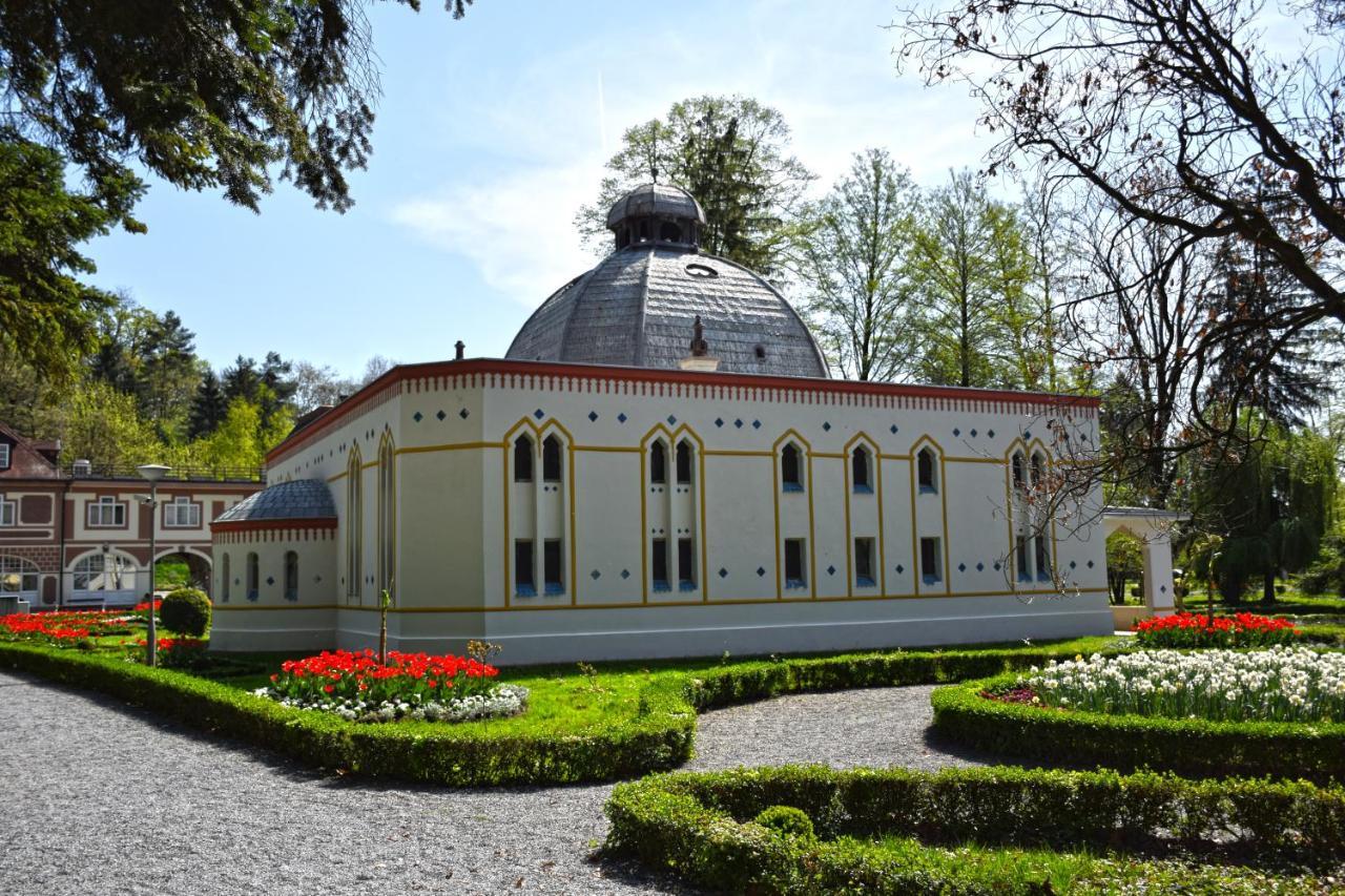 Daruvarske Toplice Depandansa Arcadia Hotel Exterior photo