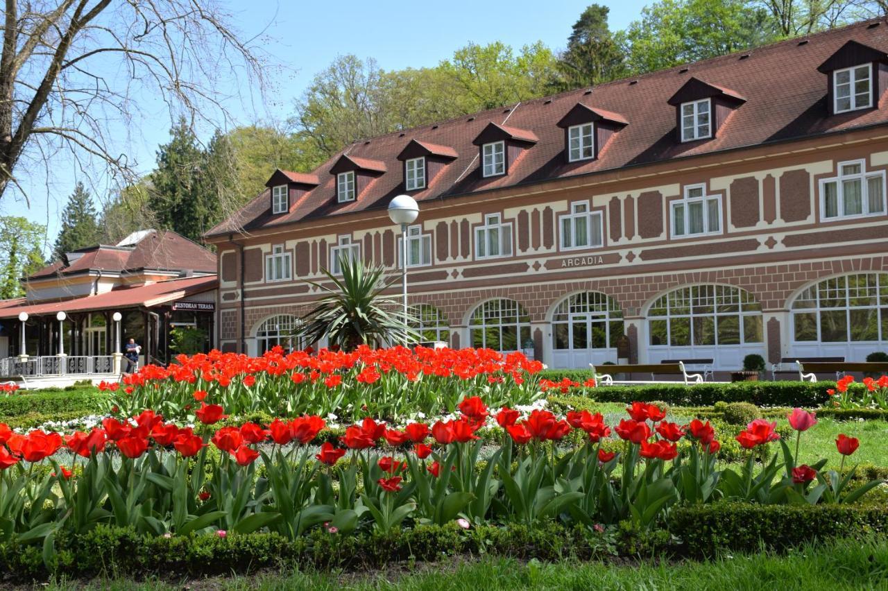 Daruvarske Toplice Depandansa Arcadia Hotel Exterior photo